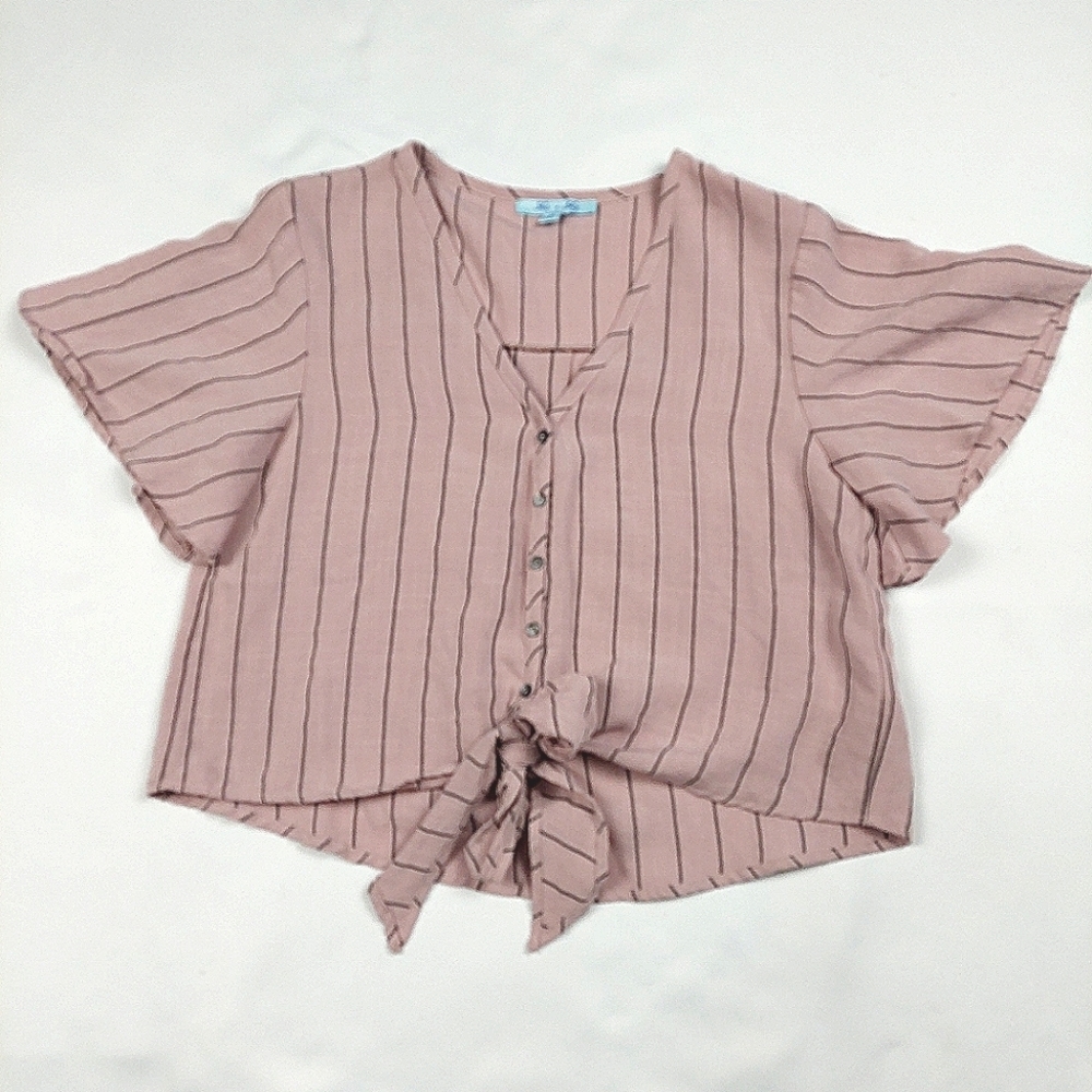🔥3/$15 SHE + SKY PINK AND BLACK STRIPED OVERSIZED BUTTON UP TOP WITH TYE SIZE S